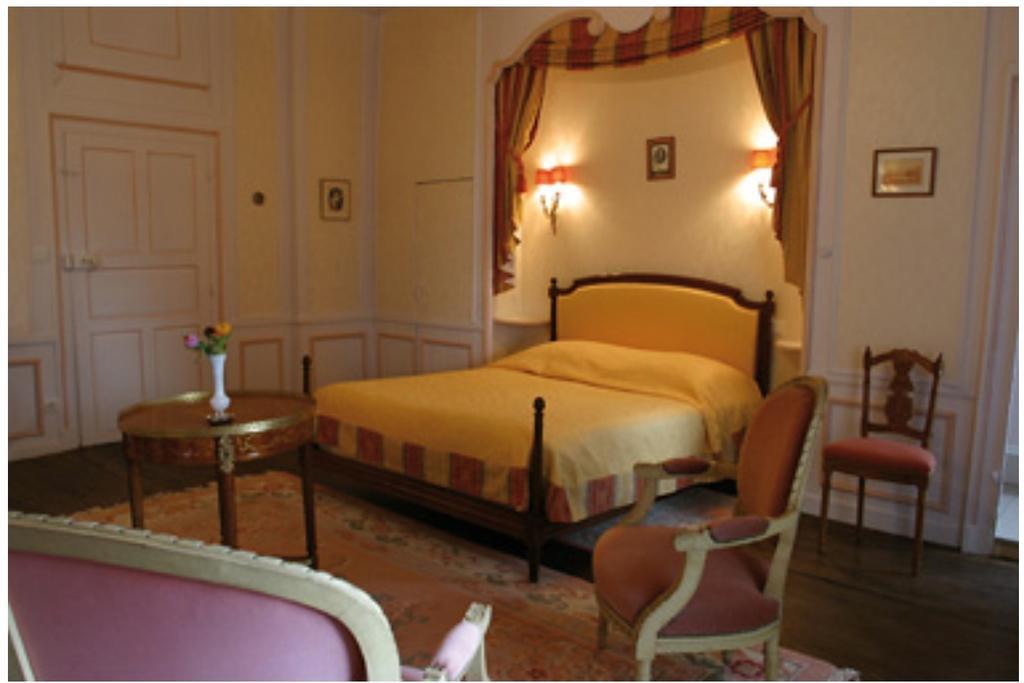 Le Chateau De Prauthoy Quarto foto